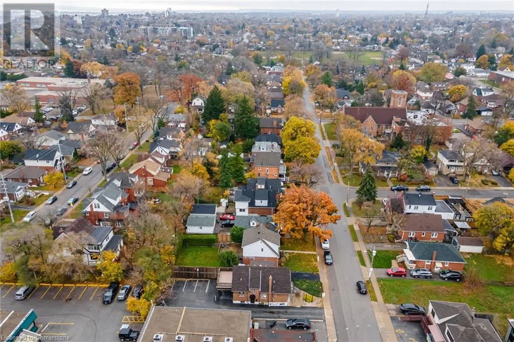 15 EMPRESS Avenue