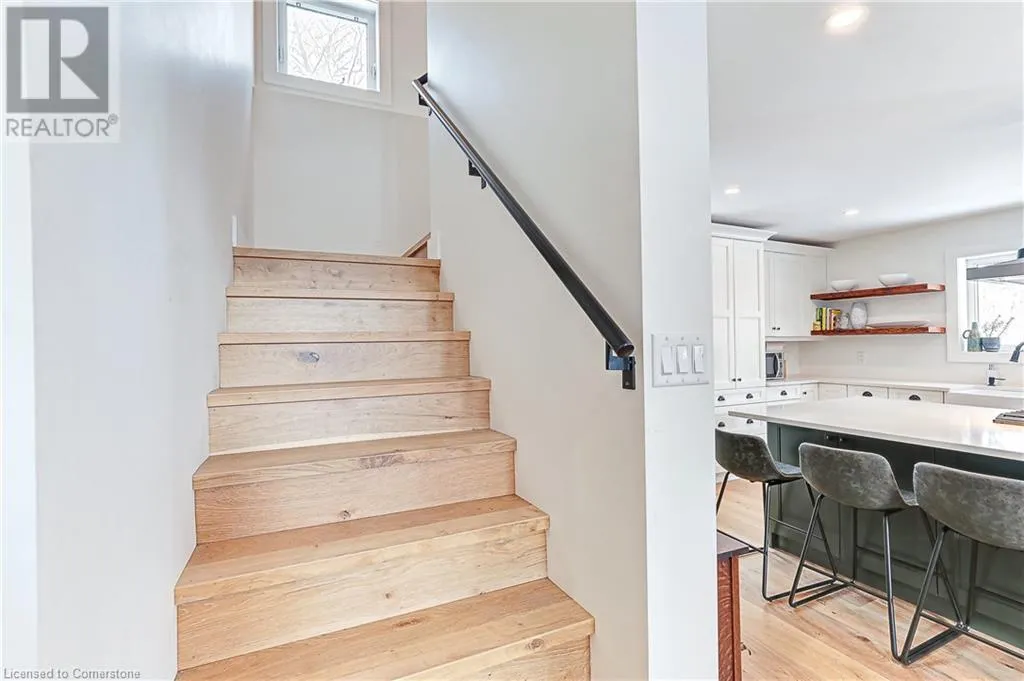 234 CANROBERT Street