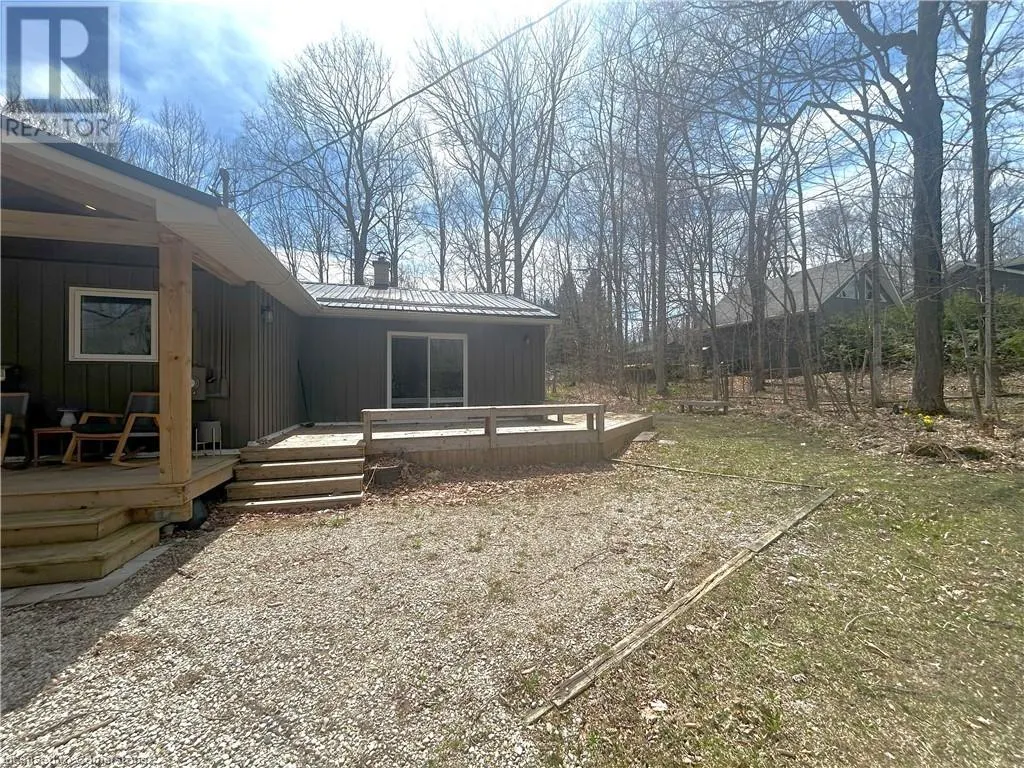 234 CANROBERT Street