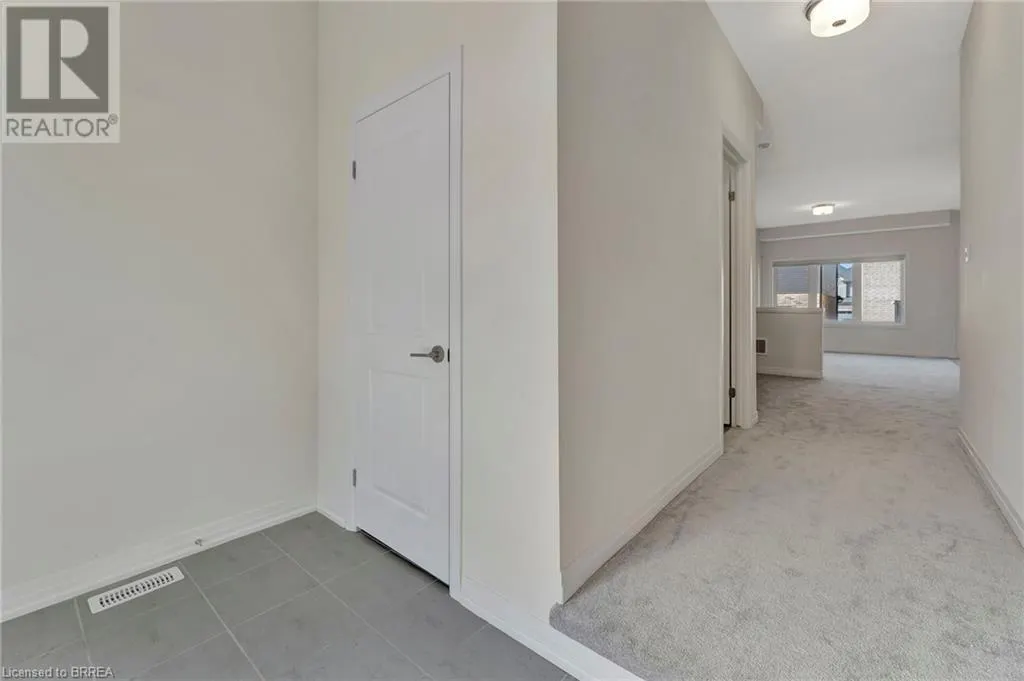 6 JENNER Drive
