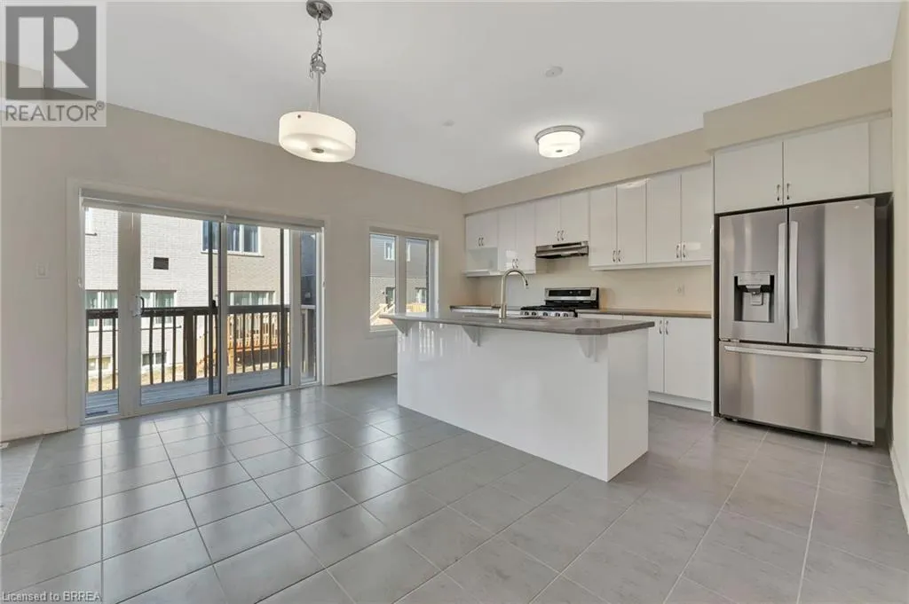 6 JENNER Drive