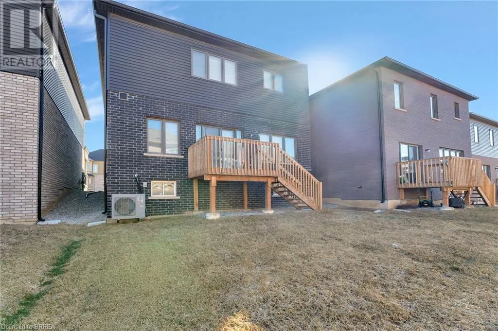 6 JENNER Drive