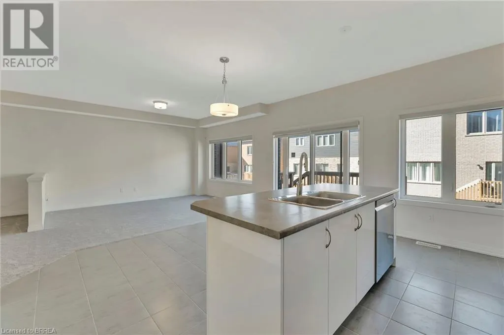 6 JENNER Drive