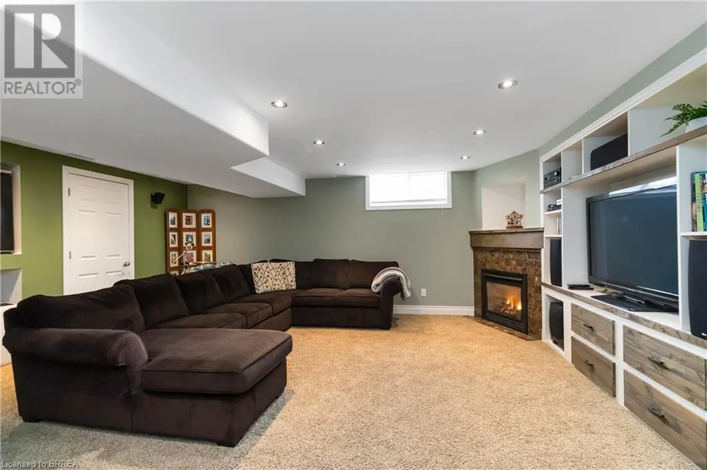 42 SANDPIPER Drive