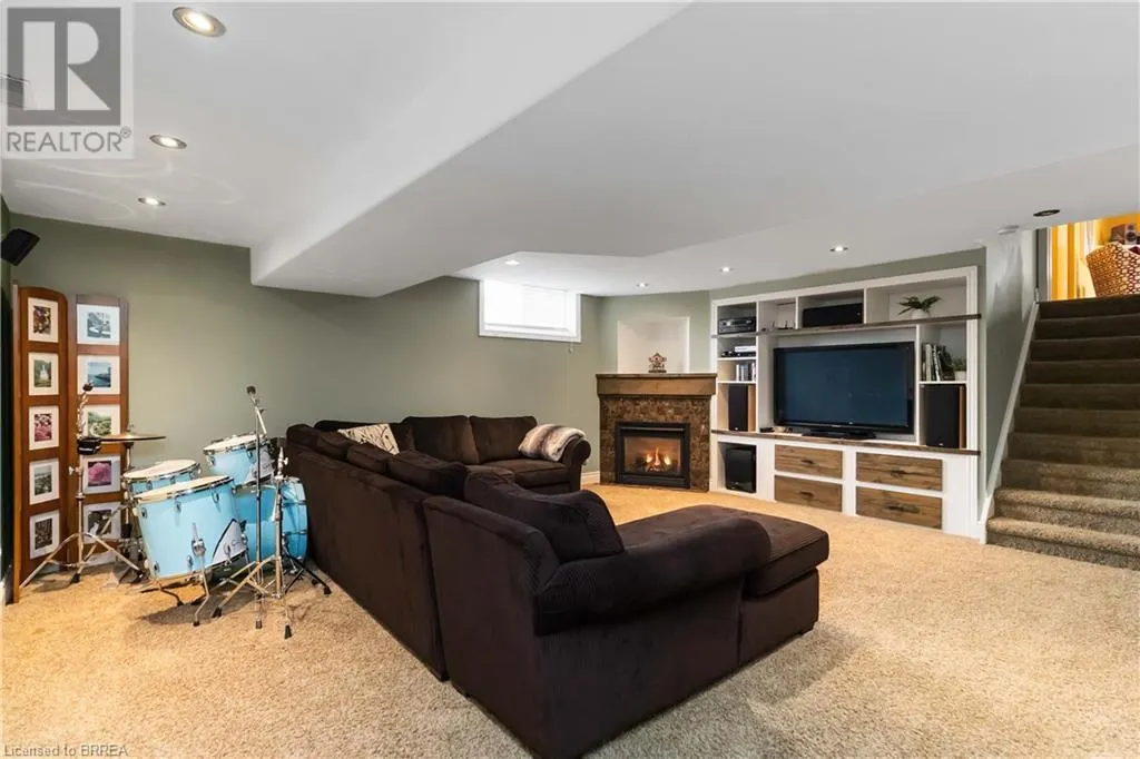 42 SANDPIPER Drive