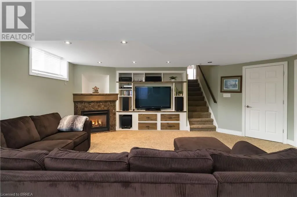 42 SANDPIPER Drive