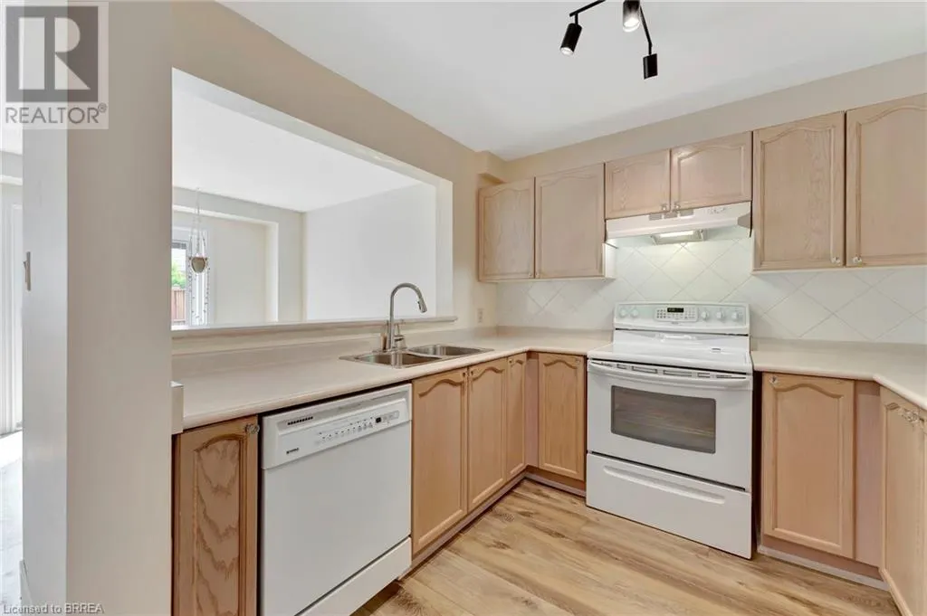 31 MOSS Boulevard Unit# 26, #26