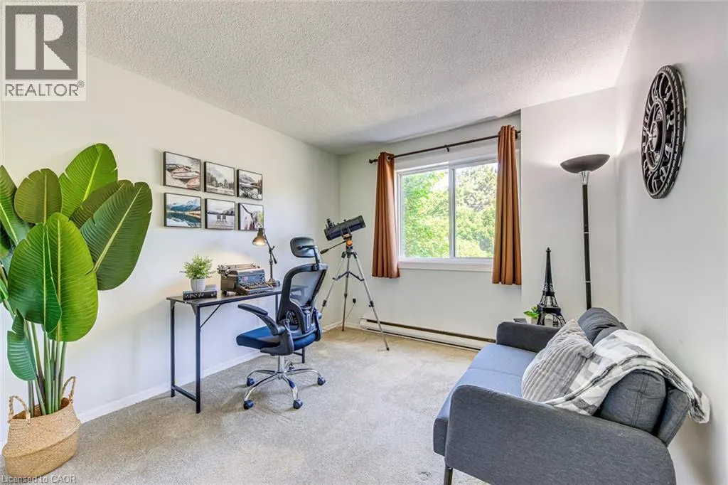 1008 FALGARWOOD Drive Unit# 2, #2