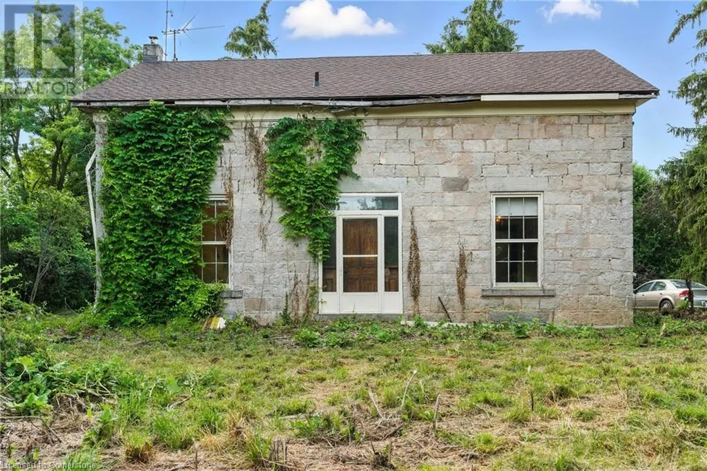 502 BUTTER Road W