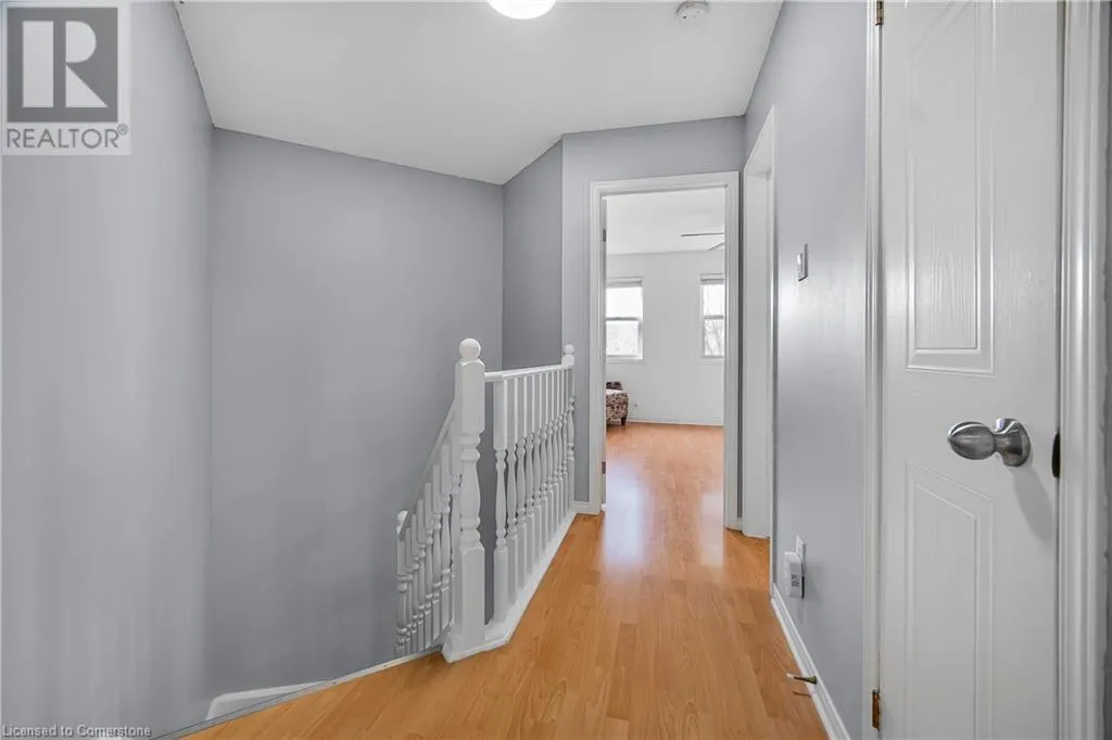 6 EULA WHITE Place
