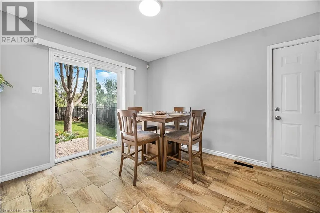 6 EULA WHITE Place