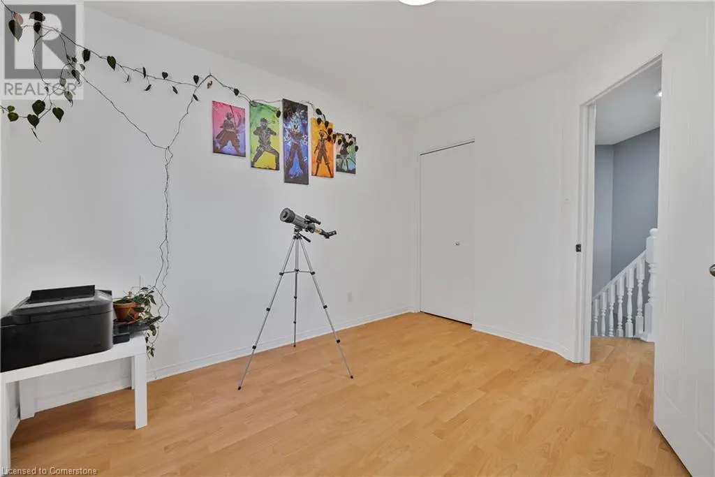 6 EULA WHITE Place