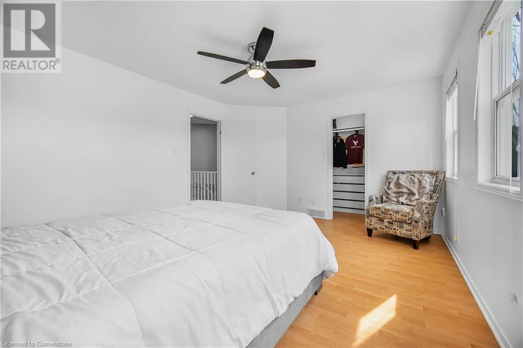 6 EULA WHITE Place