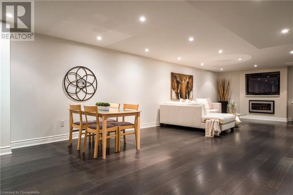 4360 MILLCROFT PARK Drive Unit# 11, #11