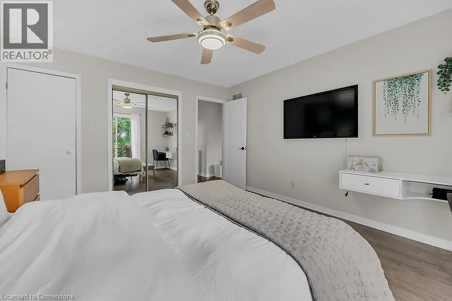 30 LAMPMAN Crescent