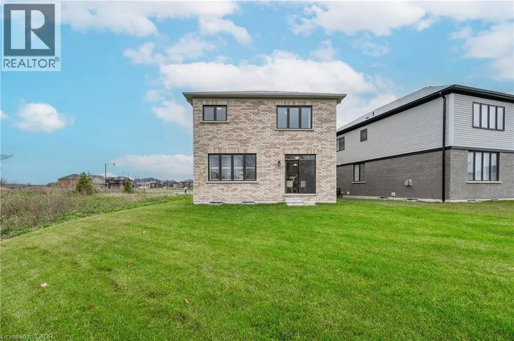116 WHITHORN Crescent
