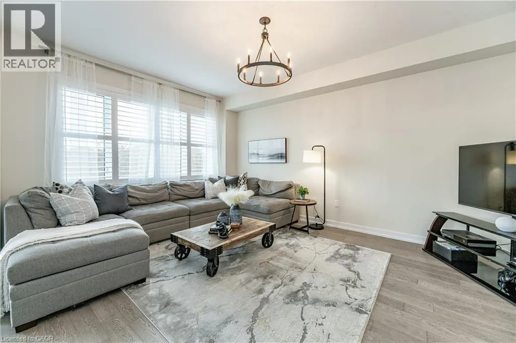116 WHITHORN Crescent