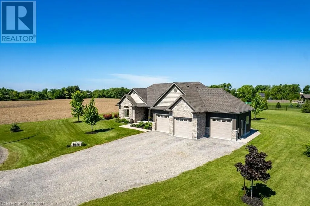 6 SILVERTHORNE Court