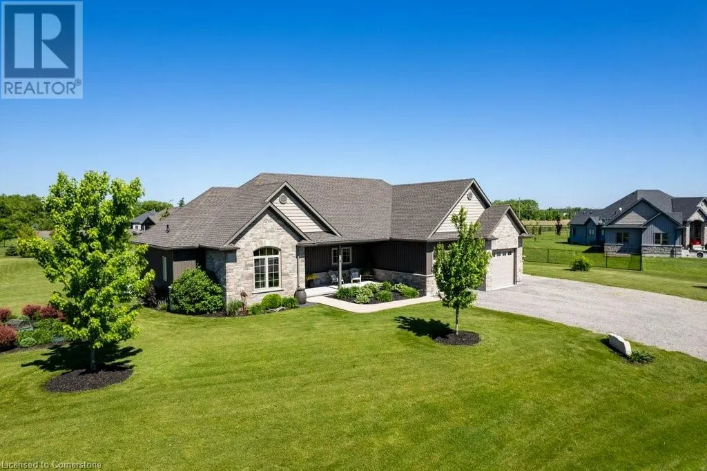 6 SILVERTHORNE Court