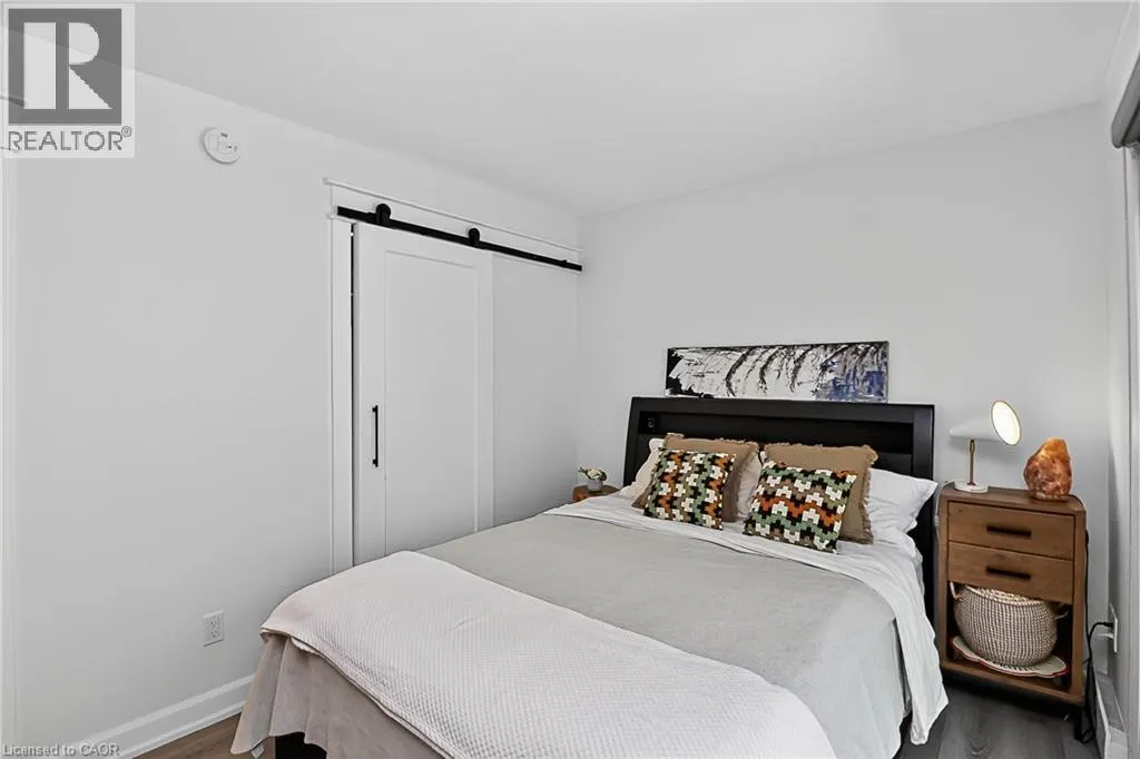 15 DAWSON Drive Unit# 3, #3