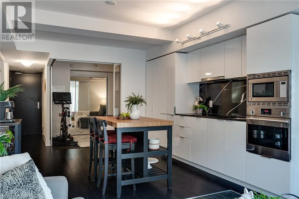 955 BAY Street Unit# 1809, #1809