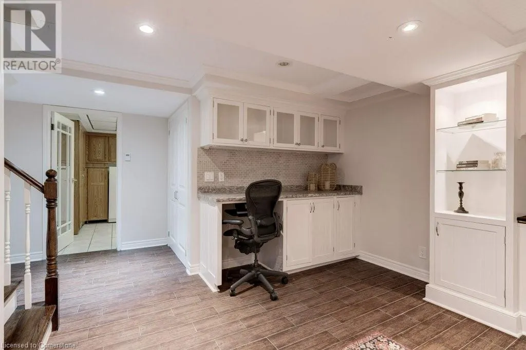 800 UPPER PARADISE Road Unit# 15, #15