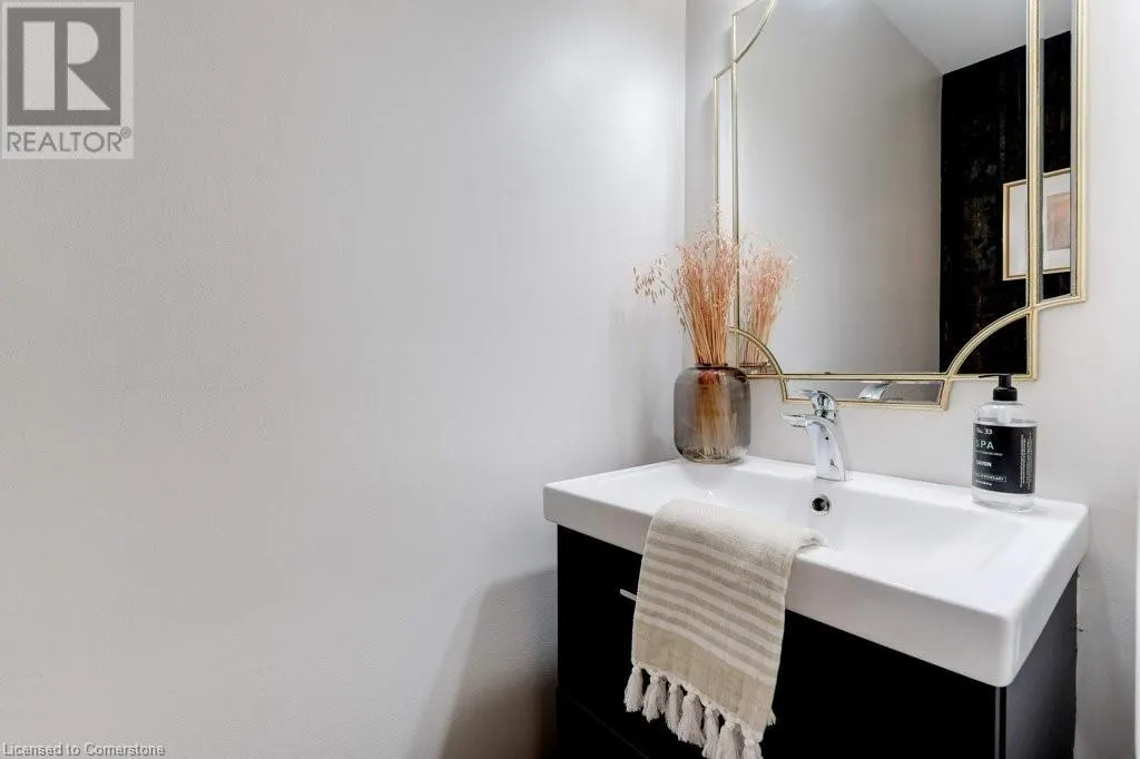 800 UPPER PARADISE Road Unit# 15, #15