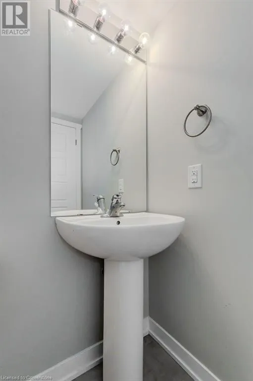 1331 COUNTRYSTONE Drive Unit# A2, #A2