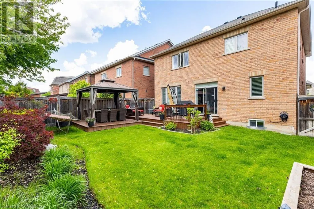 22 INTERLACKEN DRIVE