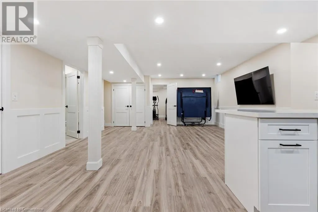 22 INTERLACKEN DRIVE