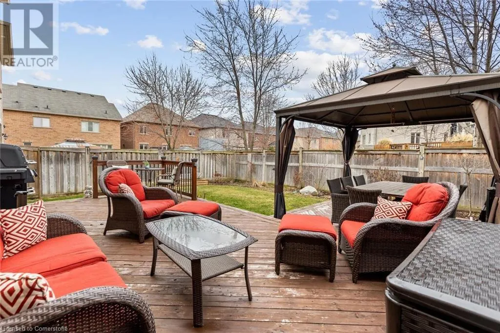 22 INTERLACKEN DRIVE