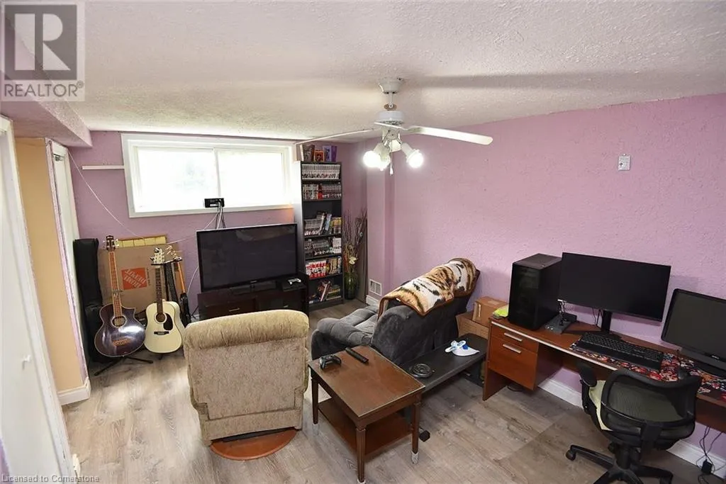 4553 SUSSEX Drive