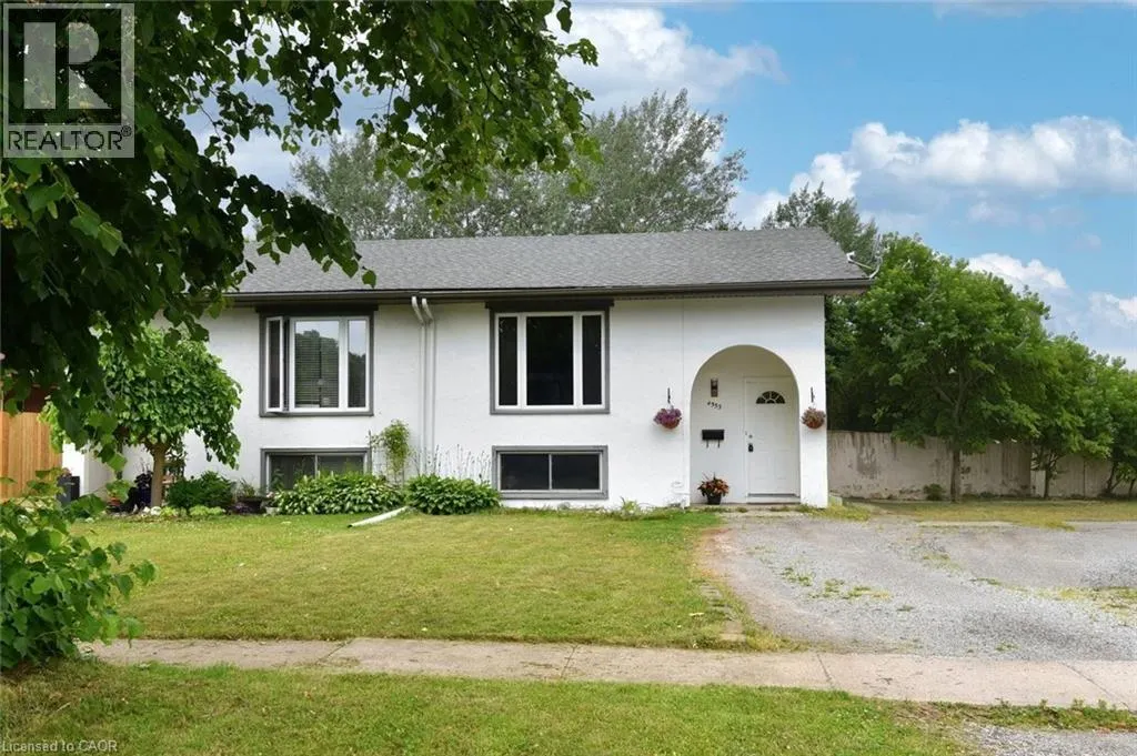 4553 SUSSEX Drive