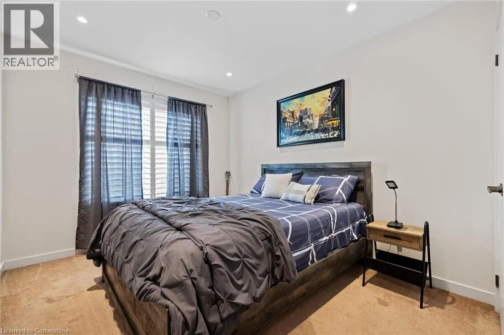 136 CRAFTER Crescent