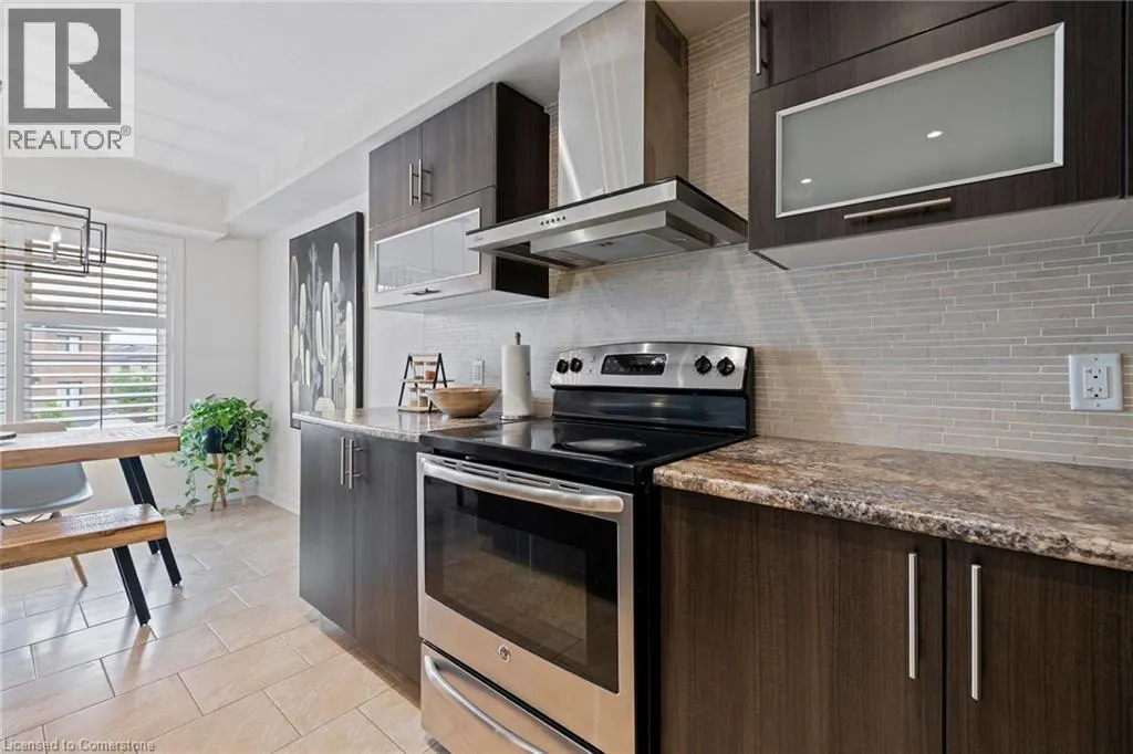 136 CRAFTER Crescent