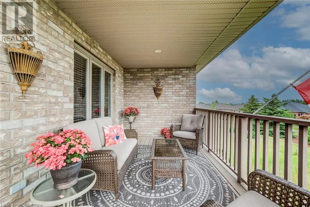 116 STONECROFT Way