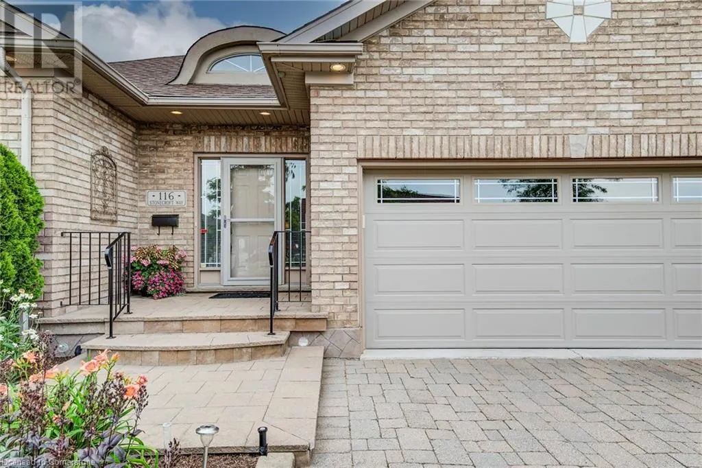 116 STONECROFT Way