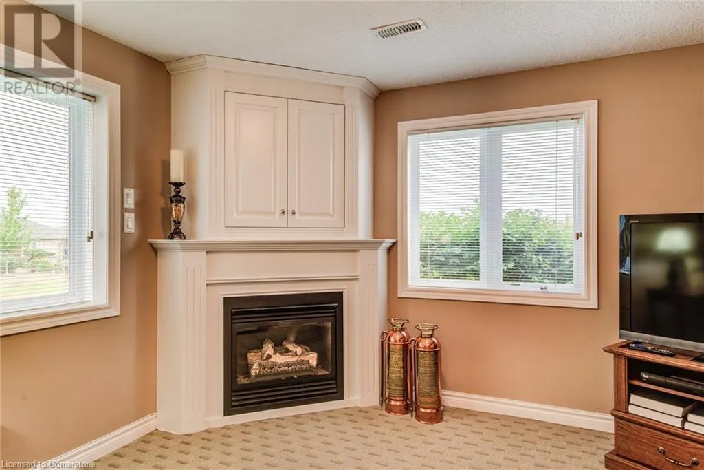 116 STONECROFT Way