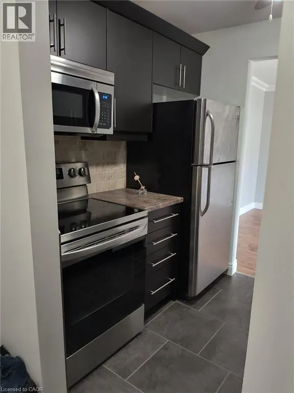 735 DEVERON Crescent Unit# 211, #211