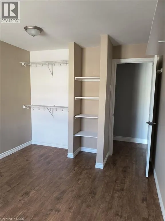 735 DEVERON Crescent Unit# 211, #211