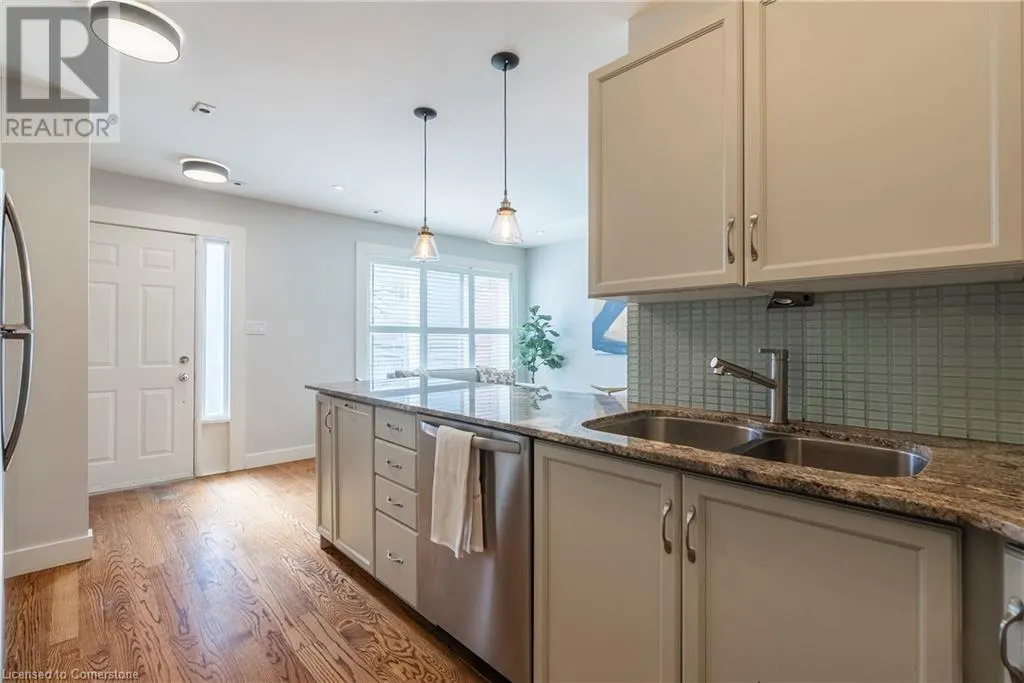 1241 PARKWEST Place Unit# 4, #4