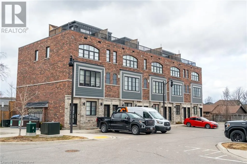219 DUNDAS Street E Unit# 45, #45