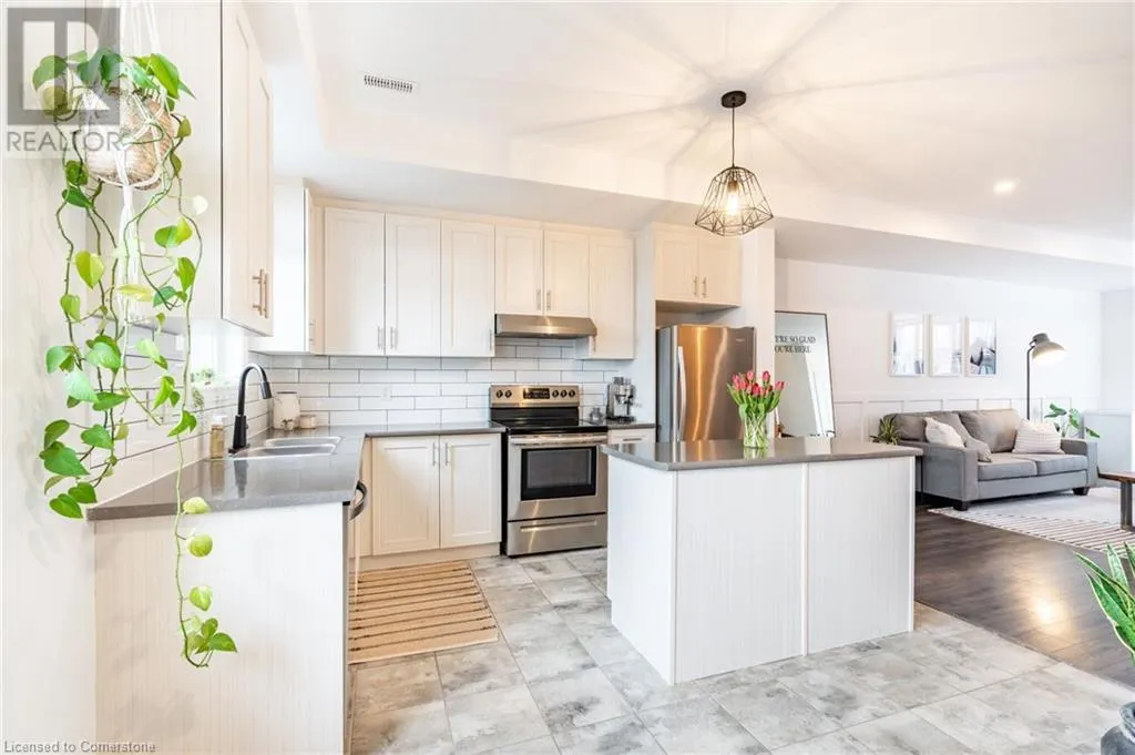 219 DUNDAS Street E Unit# 45, #45