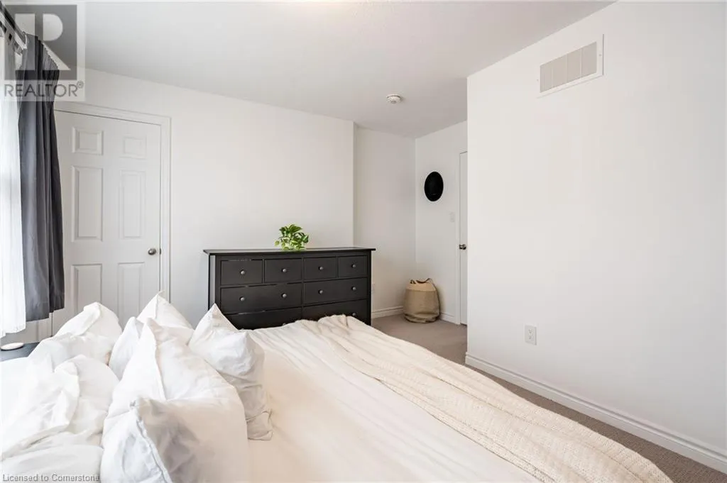 219 DUNDAS Street E Unit# 45, #45
