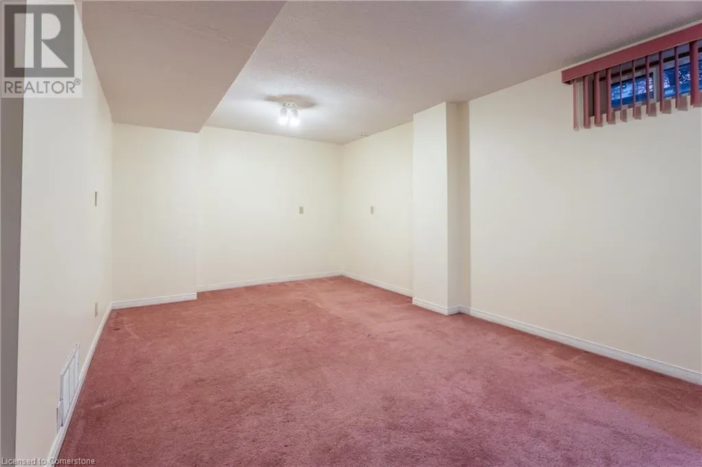 54 GOLDCREST Drive