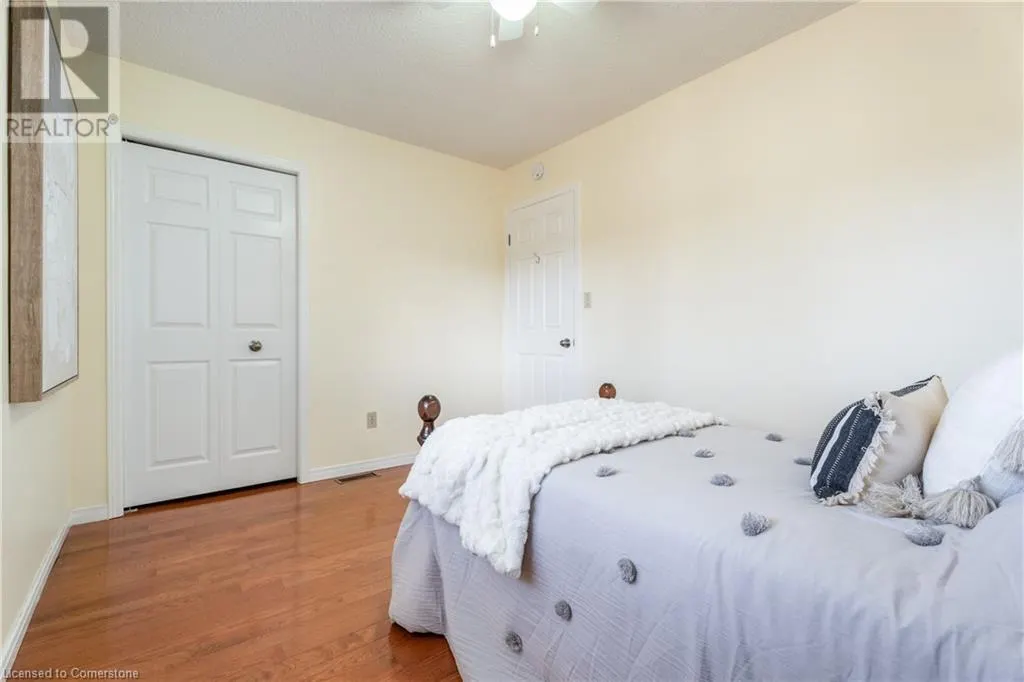 54 GOLDCREST Drive