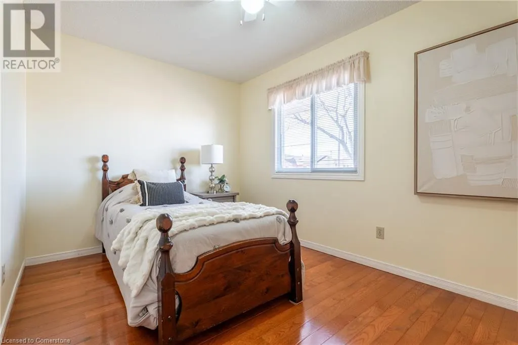 54 GOLDCREST Drive