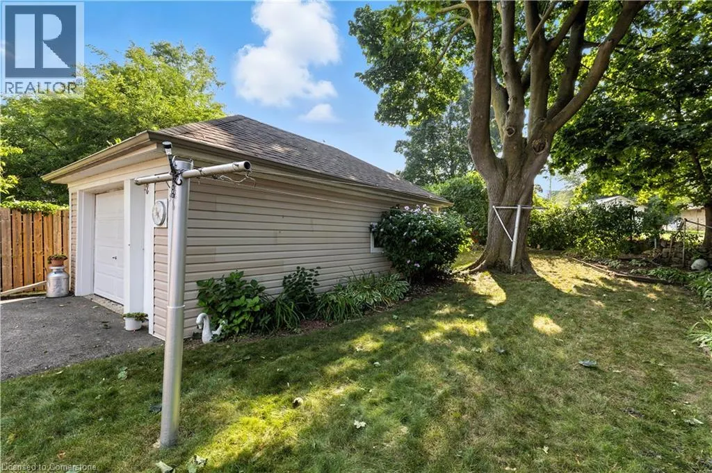 35 GRENVILLE Avenue