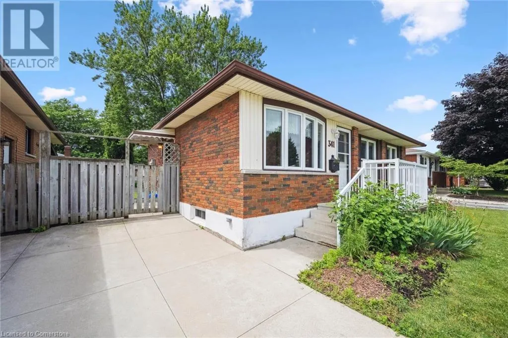 341 REDFORD Crescent
