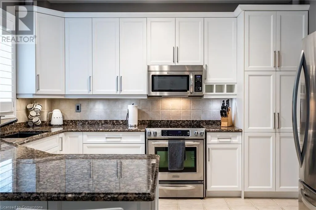 7 VOLTERRA Court